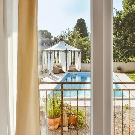 Casa de hóspedes Kastel