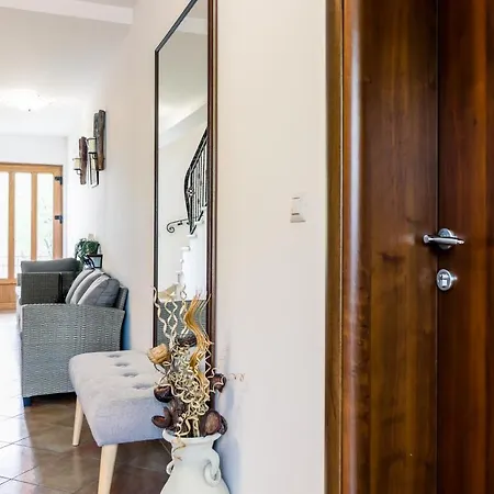 Kastel Guest house